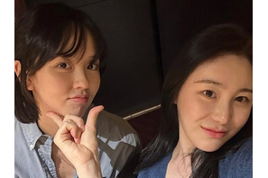 子役出身女優キム・ソヒョン、20代らしいプライベート姿にほっこり。“親友”とのツーショット【PHOTO】 画像