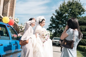 Netflix「おつかれさま」最終章、愛情を受けた“娘”IUが結婚式へ…第13～16話場面写真 画像