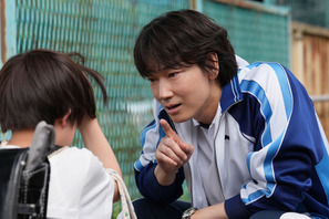 垣間見える極限状況…綾野剛主演『でっちあげ ～殺人教師と呼ばれた男』予告＆場面写真一挙解禁 画像