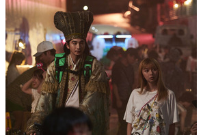 「超人レベル」上白石萌歌“EIKO”のパフォーマンスに共演者から賞賛の声『パリピ孔明 THE MOVIE』 画像