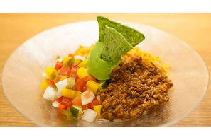 表参道ヒルズの冷んやり限定メニューで暑気払い！ 氷のパスタに、冷たいカレーも登場 画像