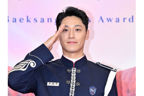 俳優イ・ドヒョン、除隊直後から良いニュース続々！映画監督たちが選ぶ「今年の新しい男優賞」受賞 画像