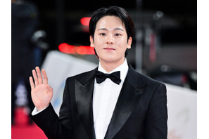 『ムービング』ボンソクから一変、イ・ジョンハが新プロフィールで見せた“大人の男”の顔 画像