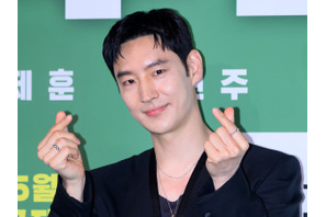 映画に重なる自分の物語、イ・ジェフンが語るIMF危機と休めない今の理由 画像