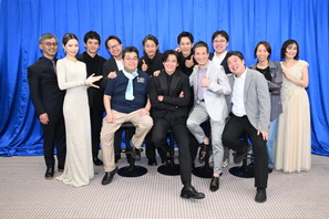 小栗旬＆松坂桃李らキャスト×実際のヒーローたちが再会『フロントライン』特別映像 画像