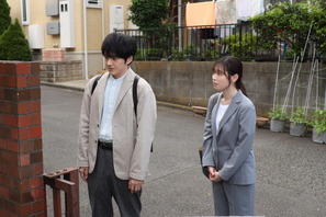 福原遥＆林遣都“バディ”の場面カット公開「明日はもっと、いい日になる」ポスターも 画像