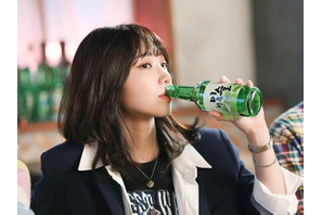 韓ドラによく出てくる“緑色の瓶”、実は種類がたくさん！韓国人が愛してやまない「ソジュ」をご紹介 画像