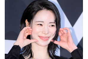 恋人イ・ドヒョンの除隊と誕生日が重なって…イム・ジヨン、幸せオーラ全開の満面の笑み【PHOTO】 画像