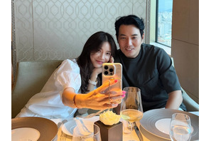 俳優チュ・サンウク、バースデーソングを歌う愛妻家ぶり！夫婦仲の睦まじさが「素敵すぎる」【PHOTO】 画像