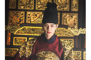 『暴君のシェフ』で見せる初の時代劇変身、イ・チェミンのダークで華麗な覚醒劇が始まる 画像