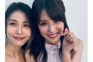 日韓女優たちの美しいツーショット！『奇皇后』女優ハ・ジウォンがきっちり“お仕事モード”【PHOTO】 画像