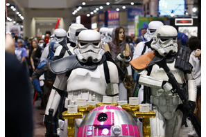 『スター・ウォーズ　エピソード4／新たなる希望』のストームトルーパーのヘルメット、オークションで約3800万円で落札 画像