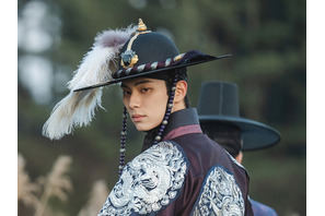 “暴君”役で開花する大人の色気…イ・チェミン、新ドラマ『暴君のシェフ』で新境地へ 画像