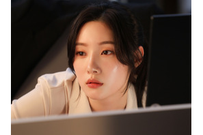 “美しすぎるエリート新米弁護士”に変身！チョン・チェヨン、『エスクワイア』撮影ビハインドが話題 画像