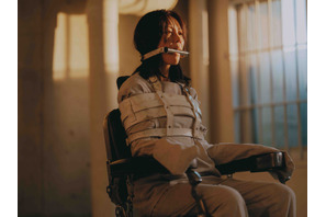 木村佳乃“謎のおんな”に眞栄田郷敦「すごく狂気的」『カラダ探し THE LAST NIGHT』場面写真 画像