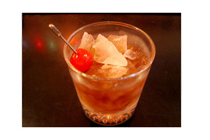 伊達男の粋を感じる「Barノーコメント by ゲンスブール」が丸の内にオープン 画像