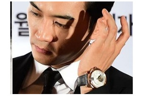 ソン・スンホン、最愛の母が死去「息子で幸せでした」 画像