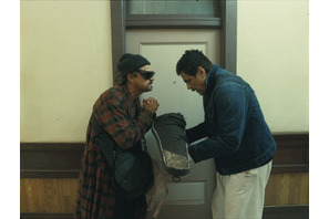 レオナルド・ディカプリオ「予想外の展開ばかり」『ワン・バトル・アフター・アナザー』特別映像 画像