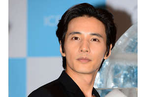 「あれで国宝俳優と呼べるのか」ウォンビンの広告が賛否を呼んだワケ【PHOTO】 画像