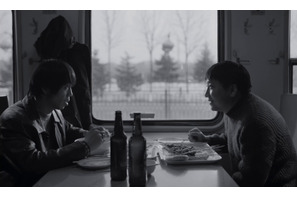 愛を求める孤独な中年男たちをオフビートに描く『ベ・ラ・ミ 気になるあなた』予告編 画像