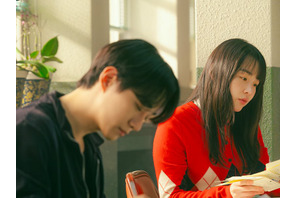 イ・ジュノ×キム・ミンハ『テプン商事』の衣装、言葉、心まで“97年”を生きた俳優たち 画像