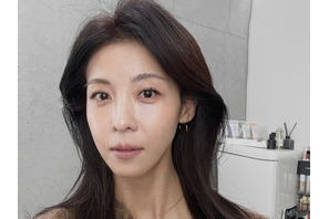 『奇皇后』女優ハ・ジウォン、“究極のフェイスライン”に目が釘付け！「秋の女神」【PHOTO】 画像