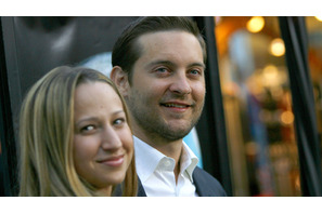 トビー・マグワイア、ハワイで挙式 画像