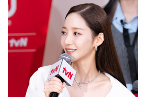 Prime Video配信『PERFECT GLOW』出演パク・ミニョン、久々バラエティでの“がっつりおしゃれ”に注目！【制作発表会】 画像