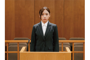 yamaの楽曲が主題歌に、アイドルの世界の光と影を描く『恋愛裁判』センセーショナルな最新映像公開 画像