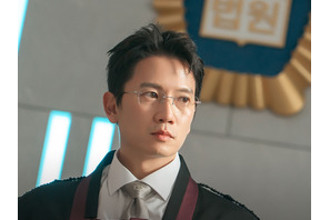 俳優チソンが“転生モノ”に挑む！権力の奴隷→正義感全開の裁判官の姿に期待募る！ 画像