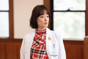 「なんでこんなに涙が出るのか」市川実日子が凄腕獣医師役で出演！「ザ・ロイヤルファミリー」 画像