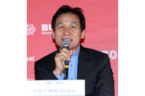 パク・ソジュンとも映画で共演、「韓国映画界の大きな星」アン・ソンギさん死去 画像