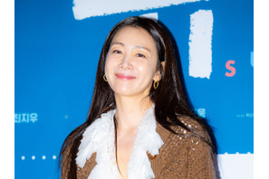 チェ・ジウ、旧正月を迎え愛娘の韓服姿を公開！“ママ似”の成長ぶりにほっこり【PHOTO】 画像