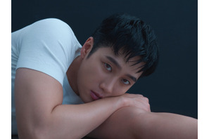 アン・ボヒョンの眼差しに射抜かれる…気だるげな色気全開の最新カット【PHOTO】 画像