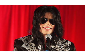 マイケル・ジャクソン、約490億円の借金を抱えていた 画像