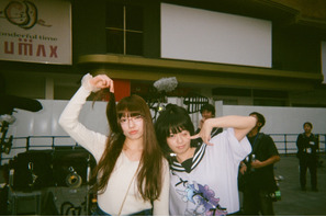 『炎上』森七菜＆アオイヤマダ、信頼伝わる2ショットほか“役を生きた”写真解禁 「強烈と言わざるを得ない」ポン・ジュノ監督も激賞 画像