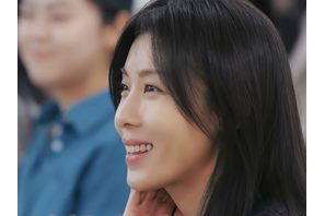 大学新入生になったハ・ジウォン、“教授にタメ口”の異色授業で大パニック!? 画像