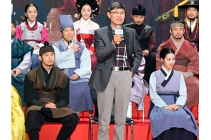 巨匠イ・ビョンフンが『オクニョ』で挑んだ韓国時代劇の「新機軸」とは? 画像