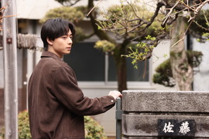 「胸が締め付けられた」「引きずってる」作間龍斗“カズト”と麻生久美子“涼子”の別れの真相に複雑な声上がる…「月夜行路」第4話 画像