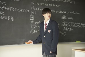 永岡蓮王、“先輩”高橋恭平と共演『山口くんはワルくない』クラスメイト野中秋の場面写真 画像