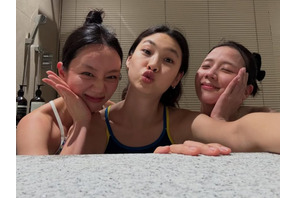 豪華すぎるっ！イ・ヘリ×BLACKPINKジス×チョン・ホヨンの同い年旅行に歓喜【PHOTO】 画像