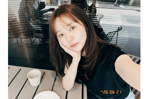 『コーヒープリンス1号店』41歳ユン・ウネ、若々しい美貌の裏に隠されたある秘密とは…？ 画像