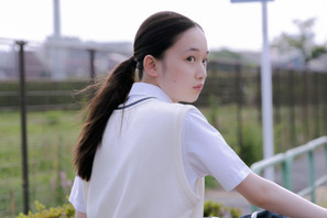 「余韻が残る」在日コリアン少女の現在地…『トロフィー』「BTS好き？」から始まる若くて青いアイデンティティのゆらぎ 画像