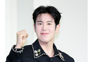 『鉄槌教師』で好演の俳優ピョ・ジフン、済州島で交通事故も「軽傷で撮影に支障なし」 画像