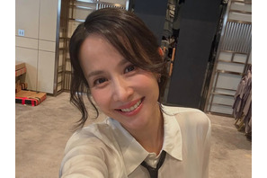 “可愛すぎる45歳” チョ・ヨジョン、プロモ中に見せた“圧巻ビジュアル”に絶賛の嵐！【PHOTO】 画像