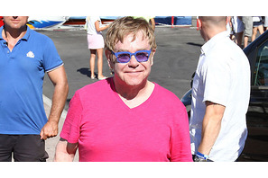 エルトン・ジョン、旧ソ連・諜報機関KGBスパイと「体の関係を持った」と暴露 画像