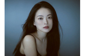 『マイ・ユース』女優チョン・ウヒ、ギャップで魅せる“白と黒”の振り幅で魅了【写真】 画像