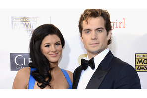 ヘンリー・カビル、ローマで元カノとよりを戻す？ 画像