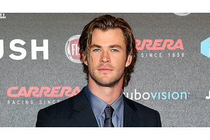 クリス・ヘムズワース、家族と乗った船がカナリア諸島沖で座礁 画像