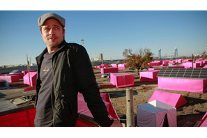 ブラッド・ピット、ニューオーリンズで慈善事業の経過報告 画像